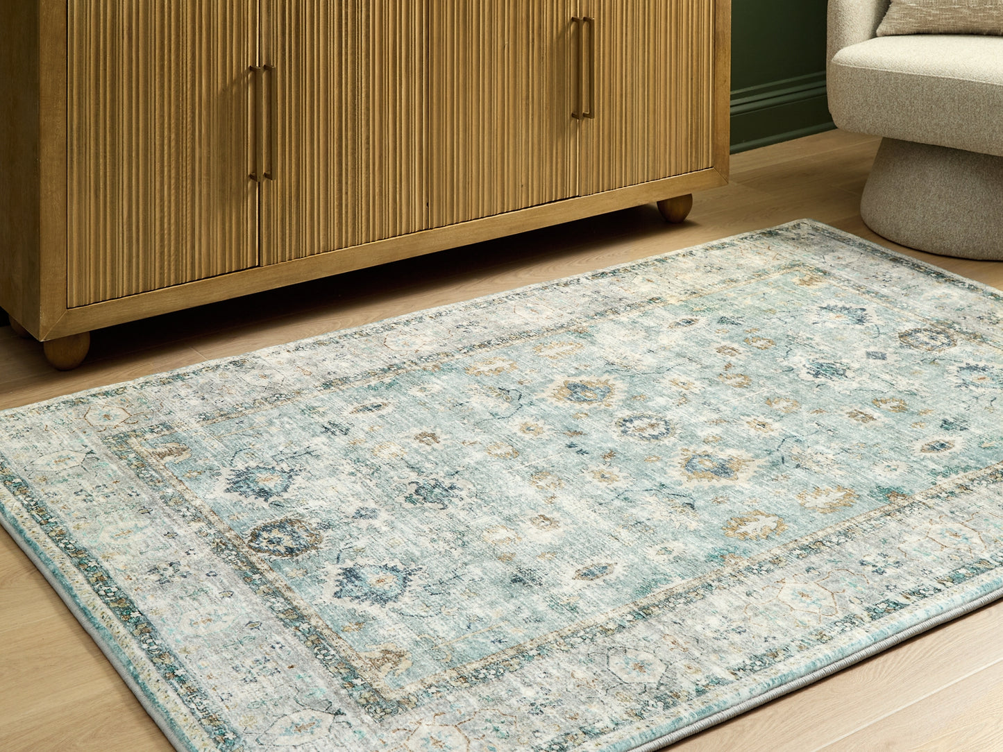 Ladstoney Memory Foam Medium Rug