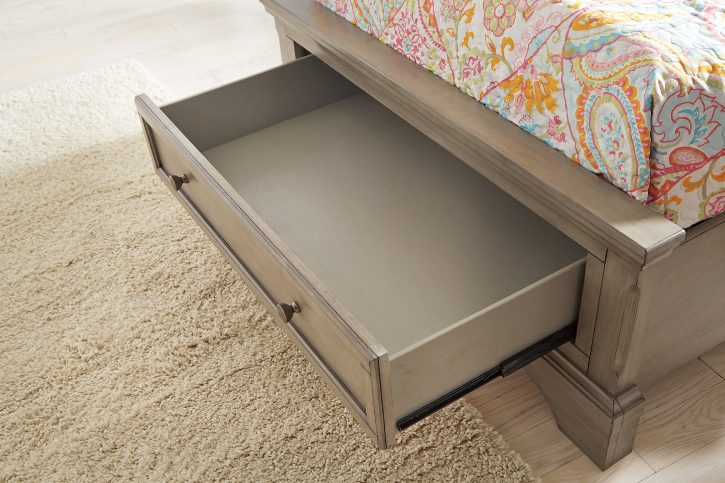 Lettner Queen Sleigh Bed with 2 Storage Drawers