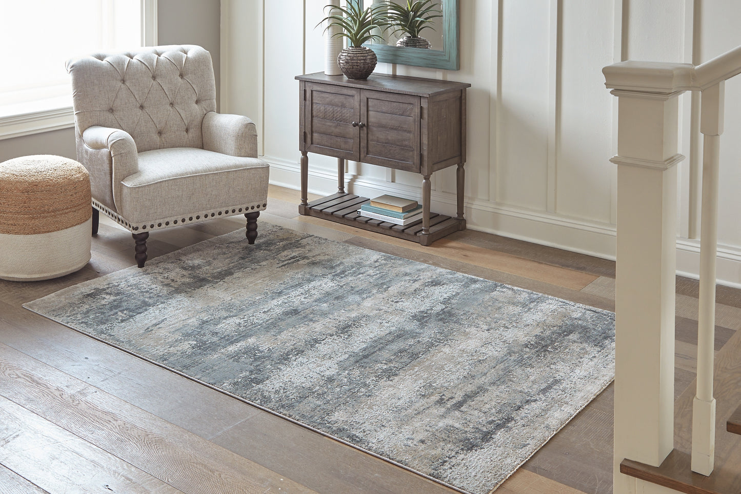 Shaymore Medium Rug