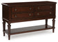 Lavinton Dining Room Server
