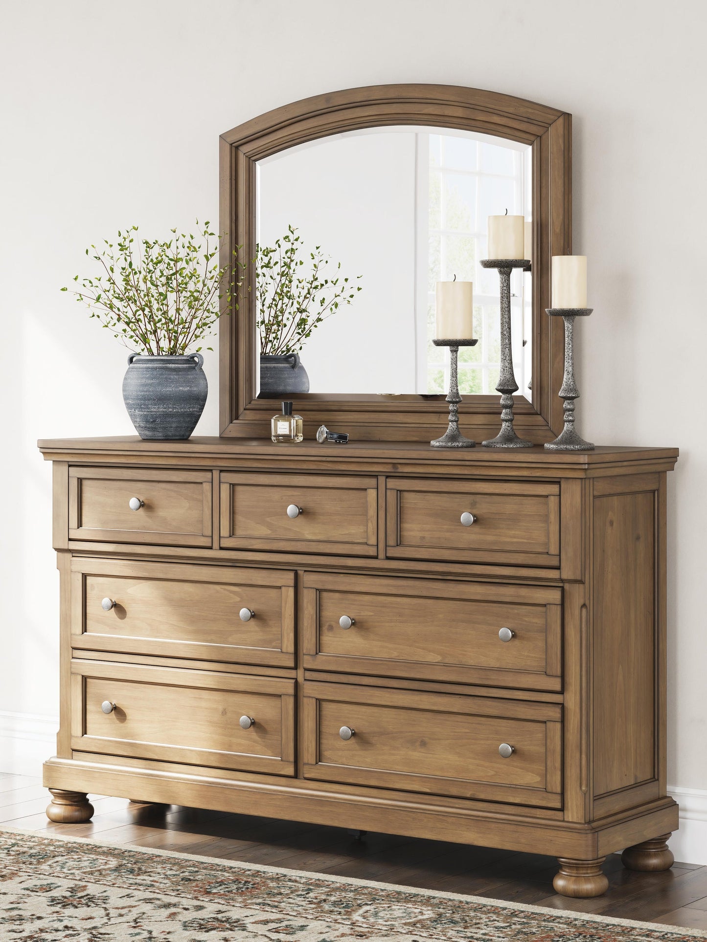 Feddinger King Panel Bed with Mirrored Dresser and Nightstand
