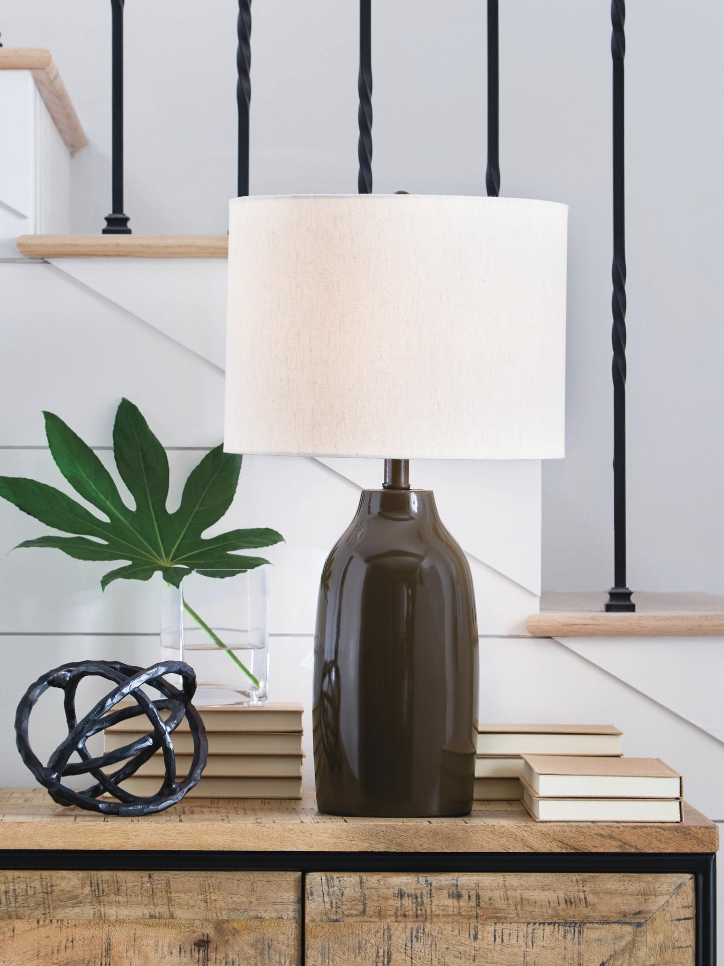 Jyler Terracotta Table Lamp (1/CN)